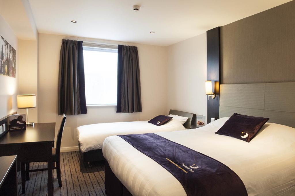 Premier Inn London Croydon West - Purley A23 חדר תמונה